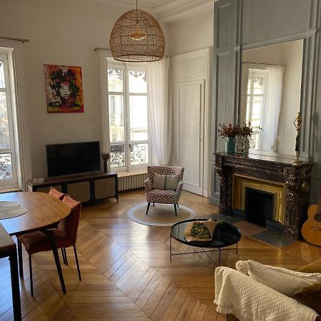 Beautiful 3Br Apt In Lyon Center エクステリア 写真